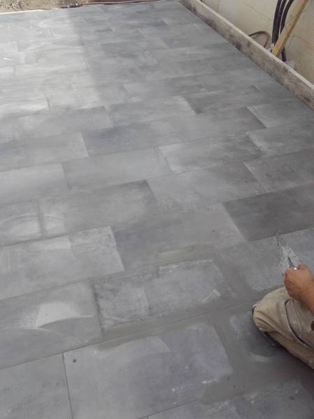 Carrelage imitation béton pour extérieur à Libourne