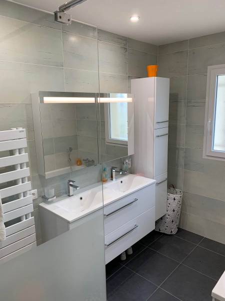 Salle de bain clé en main à Vayres proche de Izon