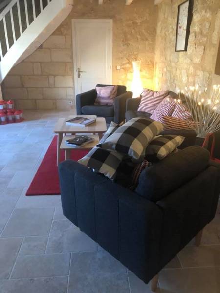 Carrelage de sol imitation Travertin à Saint-Émilion Proche de Libourne