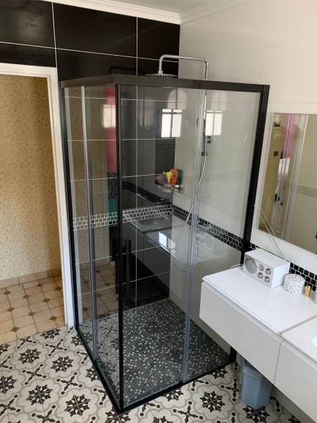 Salle de bain clé en main au Billaux proche de Saint-denis-de-pile.