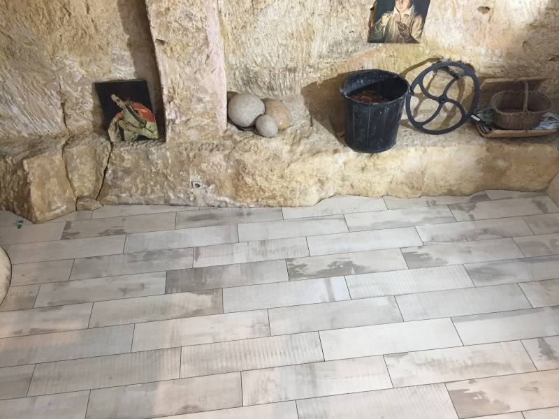 Pose carrelage imitation bois à Espiet proche Créon