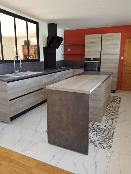 Notre zone d'activité pour ce service Vente de carrelage de cuisine en céramique, faïence ou grès cérame pour sol, crédence et plan de travail