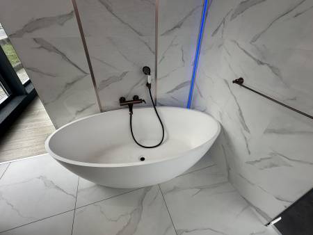 Notre zone d'activité pour ce service Magasin meubles de salle de bain avec large choix de vasques, rangements et meubles sur-mesure modernes